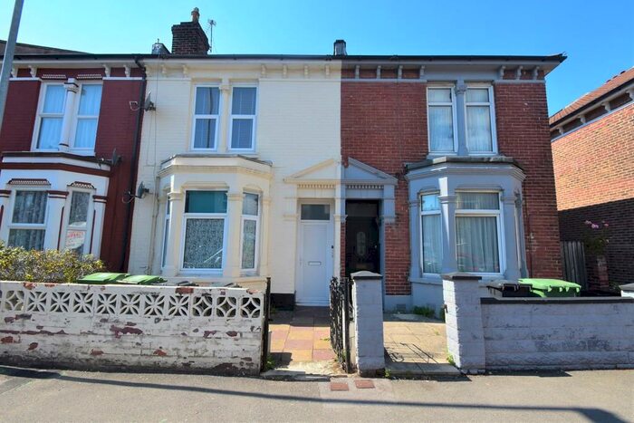 1 Bedroom Flat To Rent In Gladys Avenue, Portsmouth, PO2