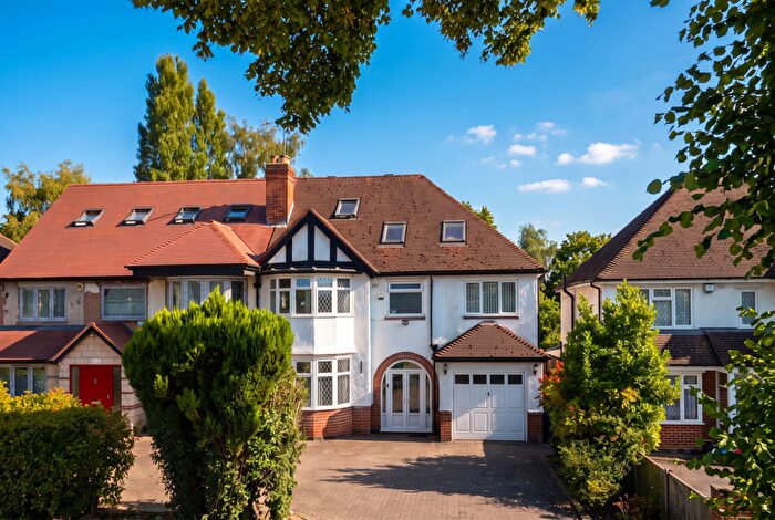 5 Bedroom Semi-Detached House For Sale In Wheelers Lane, Kings Heath, B13