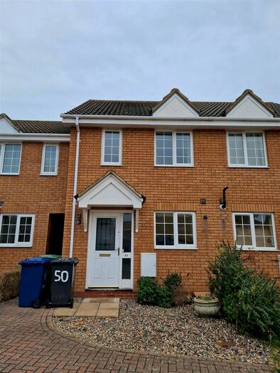 2 Bedroom Terraced House To Rent In Whitegate Close, Swavesey, Cambridge, CB24