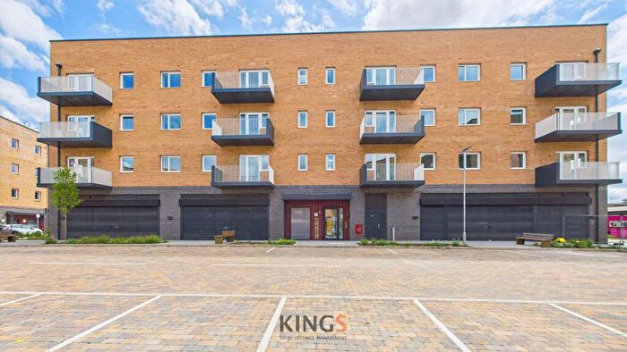 1 Bedroom Flat To Rent In Summit Road, Ridge House Summit Road, AL10