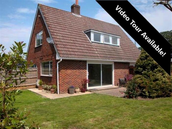 4 Bedroom House To Rent In Ringwood Road, Bransgore, Christchurch, BH23