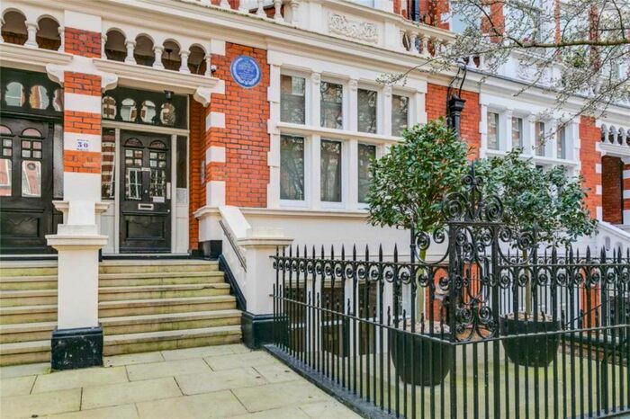 1 Bedroom Flat To Rent In London, Earls Court, London, SW5