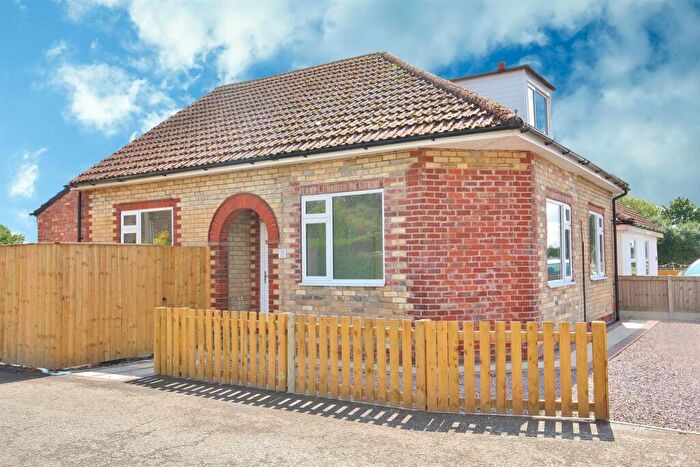 4 Bedroom Detached Bungalow To Rent In Thorpe Road, Howden, DN14