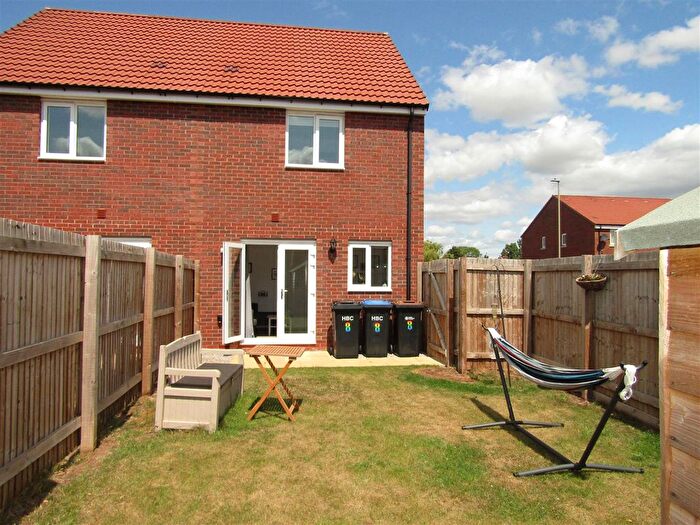 2 Bedroom Property To Rent In Chestnut Drive, Boroughbridge, York, YO51