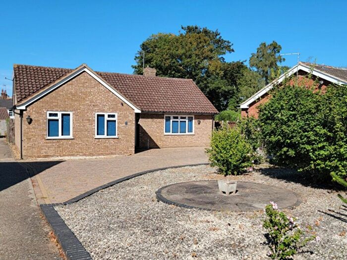 3 Bedroom Detached Bungalow For Sale In York Crescent, Claydon, Ipswich, Suffolk, IP6