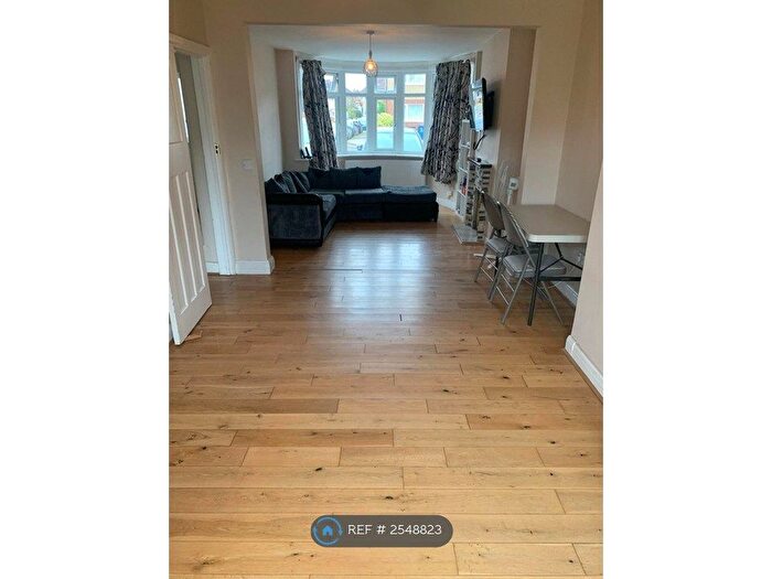 3 Bedroom Terraced House To Rent In Exeter Road, Harrow, HA2