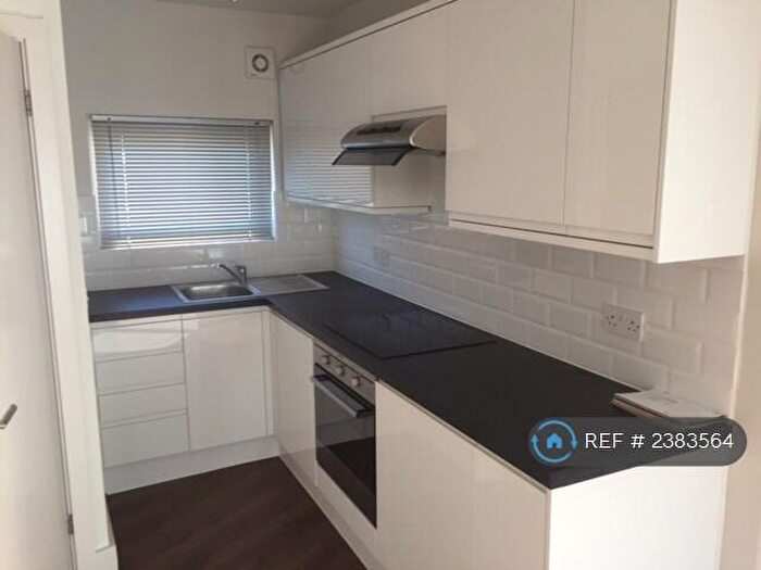 Studio To Rent In Devonshire Road, London, SE23