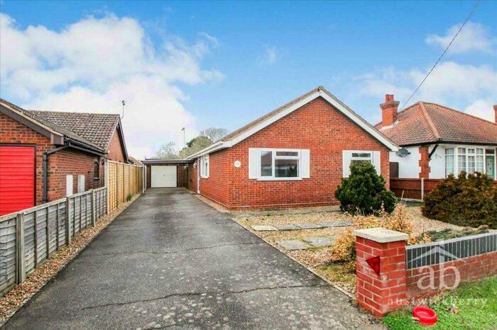 3 Bedroom Bungalow To Rent In Dobbs Lane, Ipswich, IP5