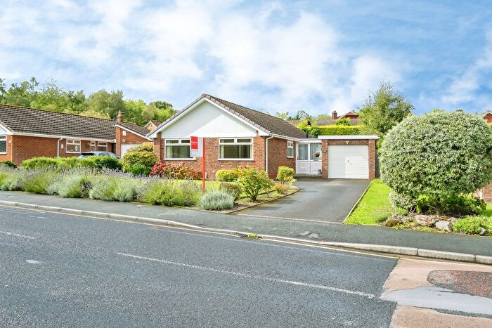 3 Bedroom Bungalow For Sale In Bridge Lane, Appleton, Warrington, Cheshire, WA4