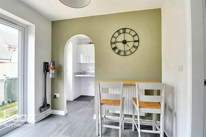 3 Bedroom Detached House To Rent In Orpington Way, Newark, NG22