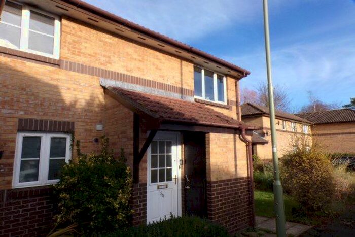 1 Bedroom Flat To Rent In Euston Grove, Ringwood BH24