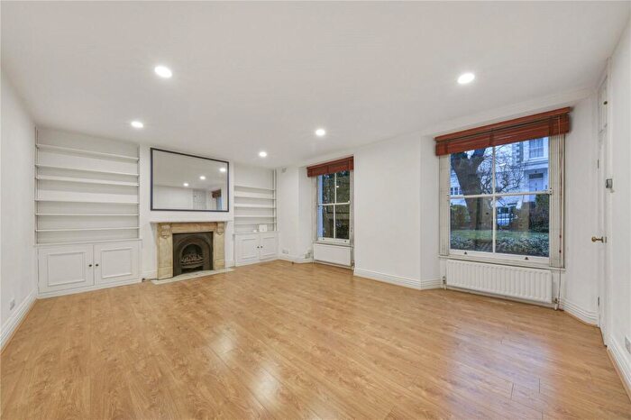 3 Bedroom Apartment To Rent In Upper Park Road, Belsize Park, London, NW3