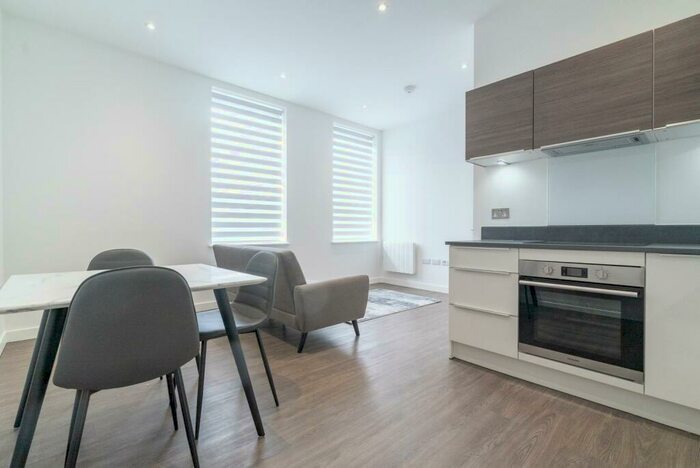 1 Bedroom Apartment To Rent In Thornhill Court, Oxford, OX3