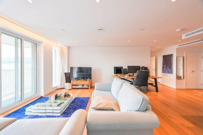 2 Bedroom Flat For Sale In Mount Pleasant, Holborn, London, WC1X