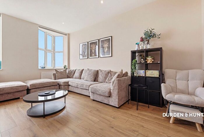 2 Bedroom Flat For Sale In High Road, Chadwell Heath, RM6