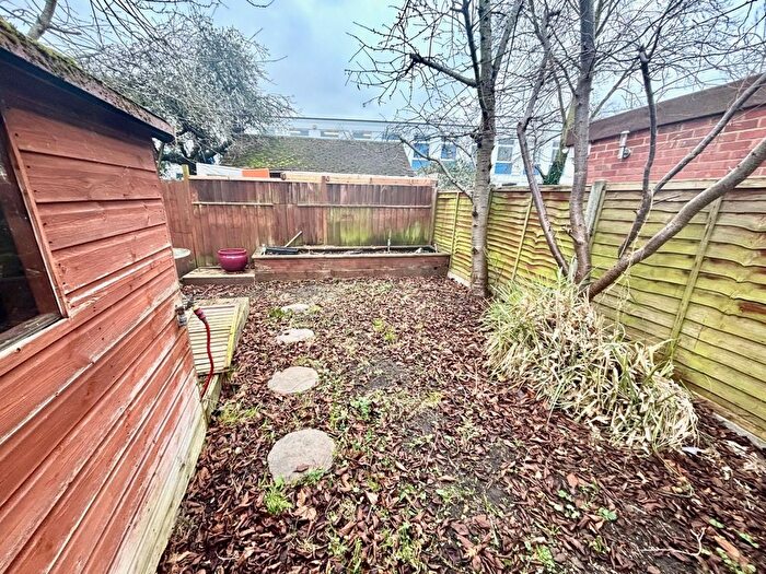 2 Bedroom Cottage To Rent In Langham Place, Egham, Surrey, TW20