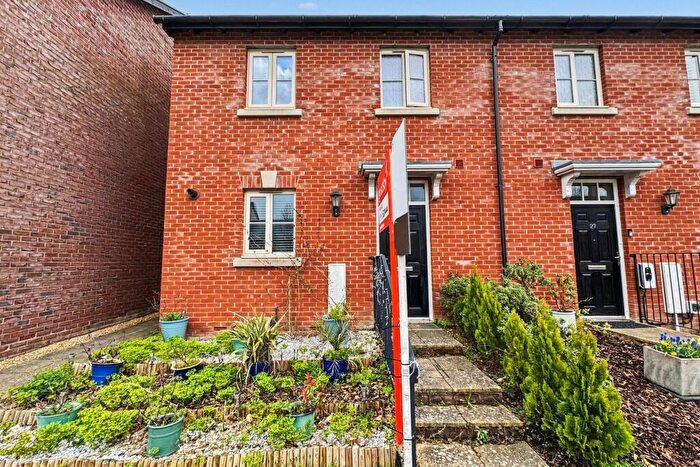 3 Bedroom End Of Terrace House For Sale In Winchester, SO22