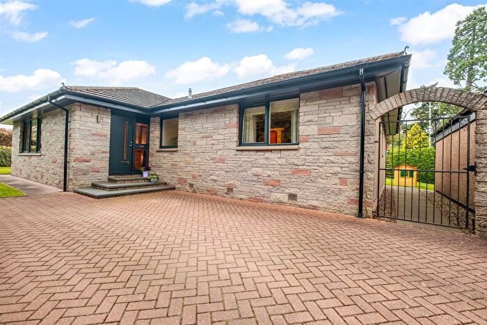 3 Bedroom Detached Bungalow For Sale In Glamis Road, Forfar, DD8