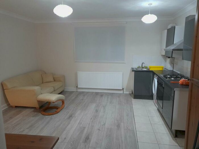 1 Bedroom Flat To Rent In Old Town, Croydon, CR0