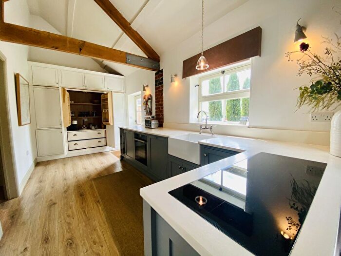 2 Bedroom Cottage To Rent In North Lane, Brailsford, Ashbourne, DE6