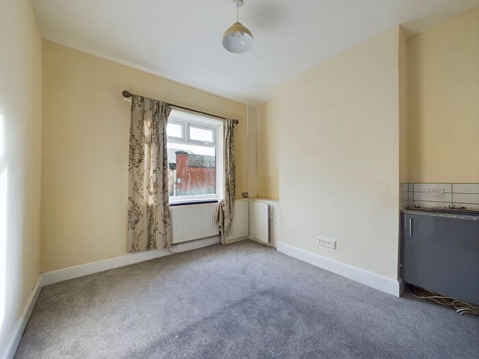 3 Bedroom Terraced House For Sale In Milton Road, Widnes, WA8