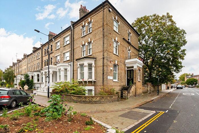 1 Bedroom Flat To Rent In Edith Road, West Kensington, W14