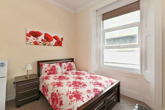 Studio To Rent In - Cromwell Road, South Kensington, SW7