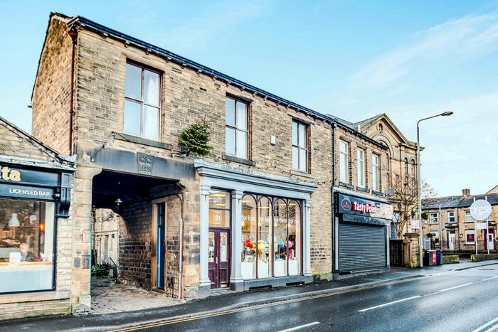 2 Bedroom Apartment To Rent In Lidget Street, Lindley, Huddersfield, HD3