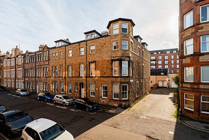 2 Bedroom Flat For Sale In / Watson Crescent, Edinburgh, EH11