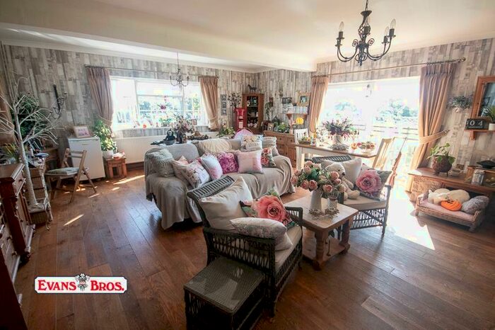 5 Bedroom Smallholding For Sale In Llanarthney, Nr Carmarthen, SA32