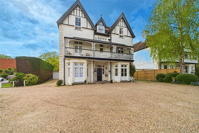 2 Bedroom Apartment To Rent In Ray Mead Road, Maidenhead, Berkshire, SL6