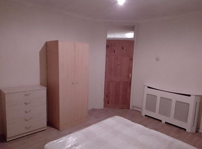 1 Bedroom Flat For Sale In Medina Lodge, London, N7