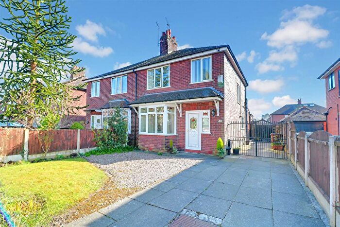 3 Bedroom Semi-Detached House For Sale In Talke Road, Alsager, ST7
