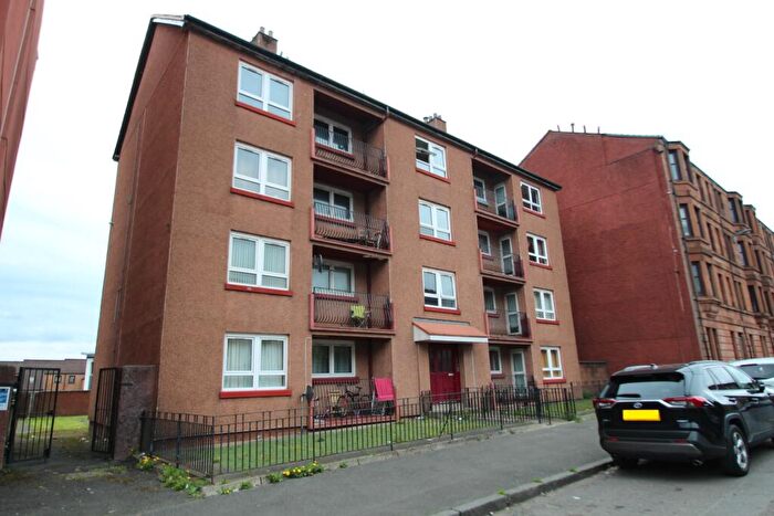 2 Bedroom Flat To Rent In Dumbarton Road, Yoker, G14