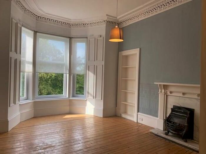 2 Bedroom Flat To Rent In Stanmore Road, /, G42