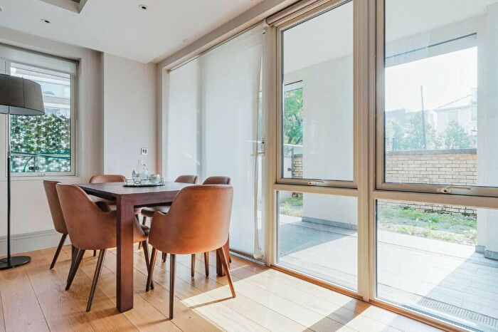 2 Bedroom Apartment To Rent In St. Edmunds Terrace, London, NW8