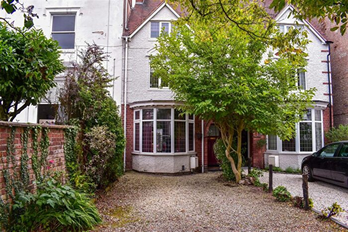 4 Bedroom Terraced House To Rent In Sherbourne Place, Clarendon Street, Leamington Spa, CV32