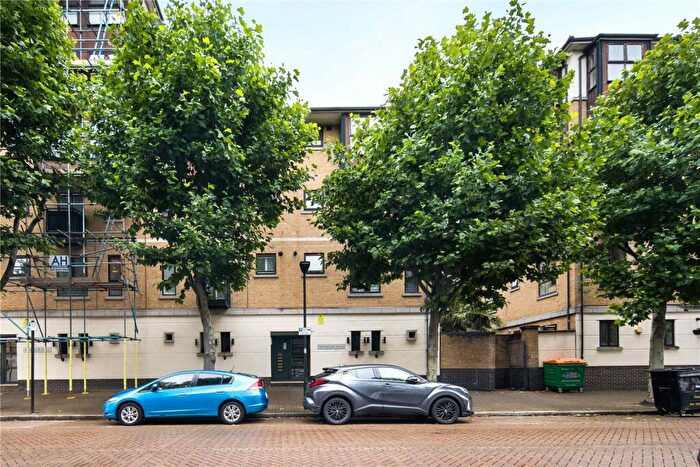 2 Bedroom Flat To Rent In Windsor Hall, Wesley Avenue, London, E16