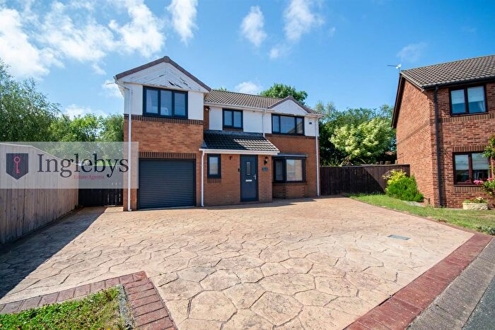 4 Bedroom Detached House For Sale In Hayburn Close, Redcar, TS10