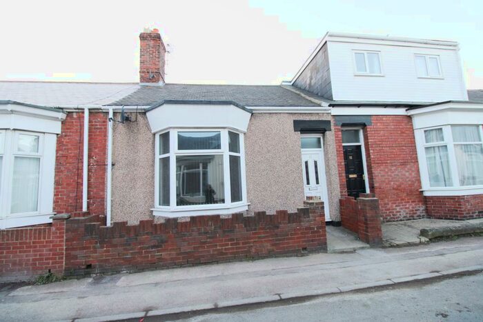2 Bedroom Cottage To Rent In Moreland Street, Roker. Sunderland, SR6