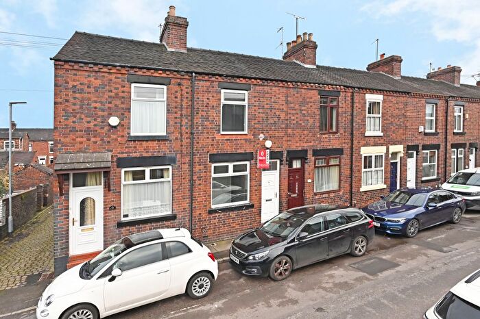 2 Bedroom Terraced House To Rent In Cumming Street, Hartshill, Stoke-On-Trent, ST4