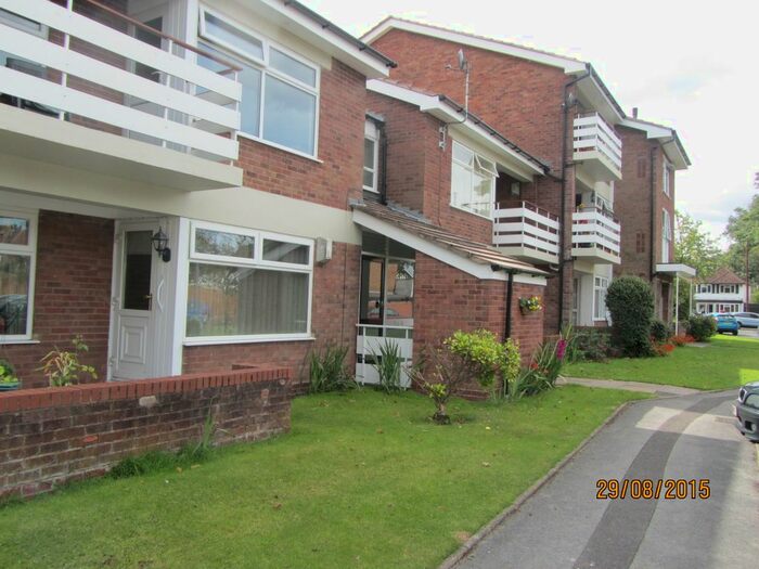 2 Bedroom Flat To Rent In Fernside Gardens, Yardley Wood Road, Birmingham, B13