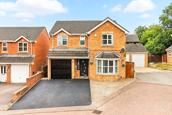 4 Bedroom Detached House For Sale In Old Farm Way, Upton, WF9