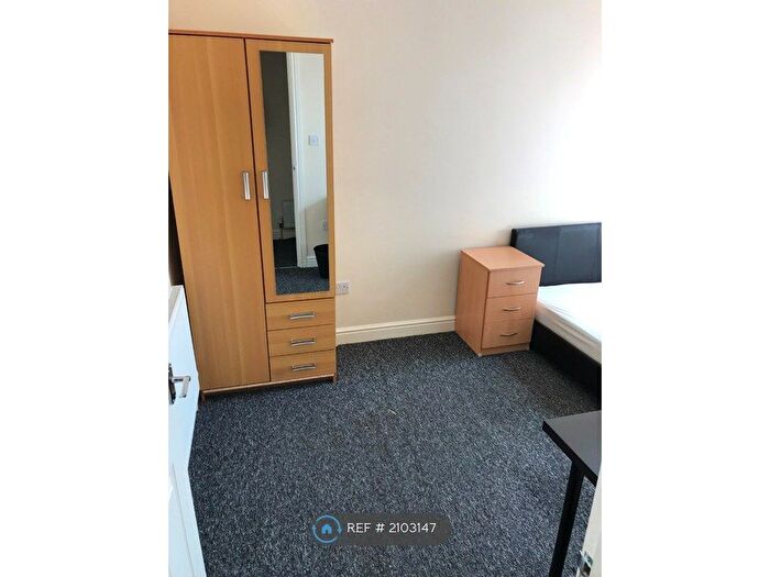 4 Bedroom Semi-Detached House To Rent In St. Georges Road, Coventry, CV1