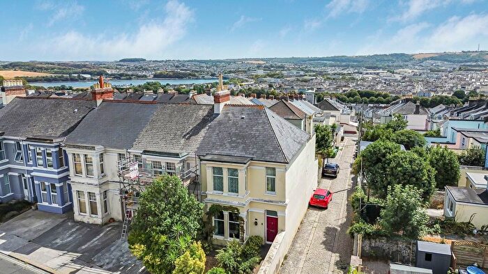 4 Bedroom End Terrace House For Sale In Mount Gould Road, Plymouth, PL4