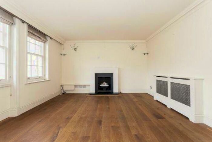 4 Bedroom Apartment To Rent In Glentworth Street, Marylebone, London, NW1