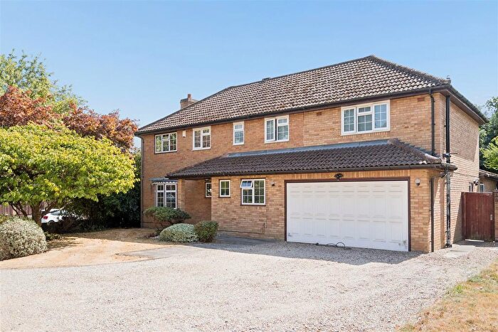4 Bedroom Property For Sale In Parkfield, Chorleywood, Rickmansworth, WD3