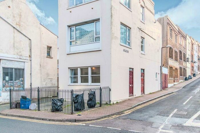 1 Bedroom Flat To Rent In King Street, Ramsgate, CT11