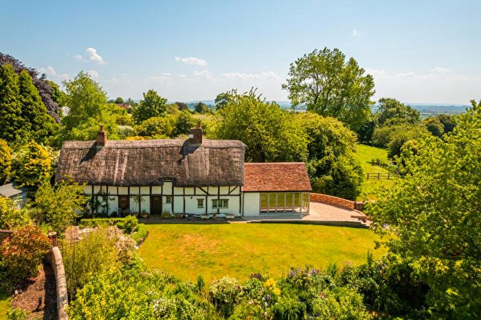 3 Bedroom Detached House For Sale In Keinches Lane, Whitchurch, Aylesbury, Buckinghamshire, HP22