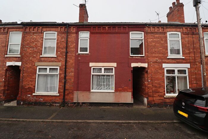 2 Bedroom Terraced House For Sale In Russell Street, Lincoln, LN5